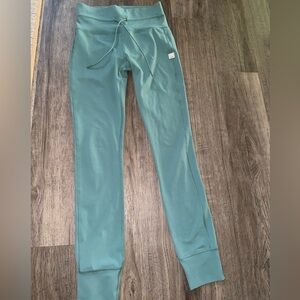 Vuori Daily Legging- Women's BreatheInterlock™ Leggings